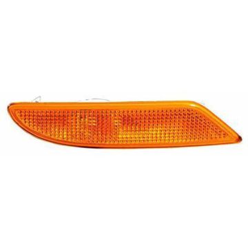Turn Signal Light Lens / Housing Front Right W221 for Mercedes-Benz S450 S550 S600
